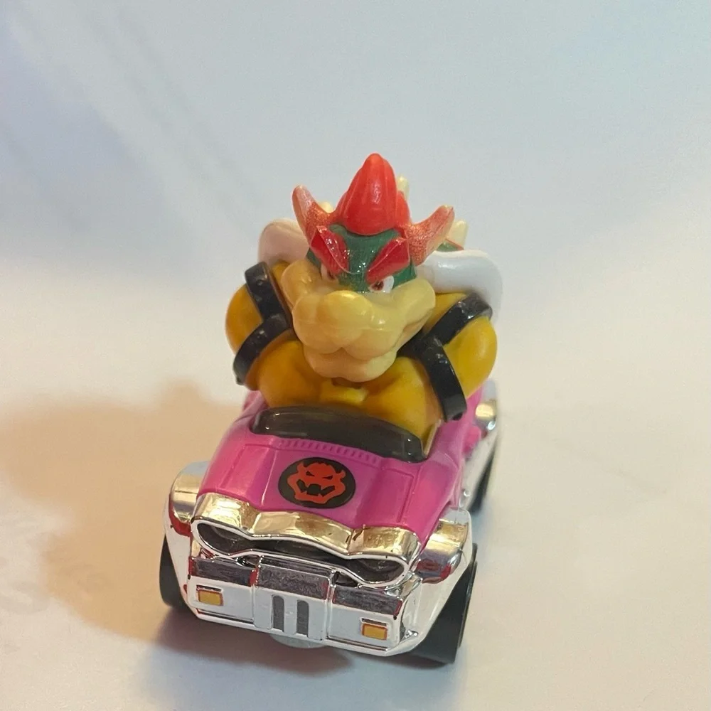 Hot Wheels Super Mario Bowser Badwagon 2